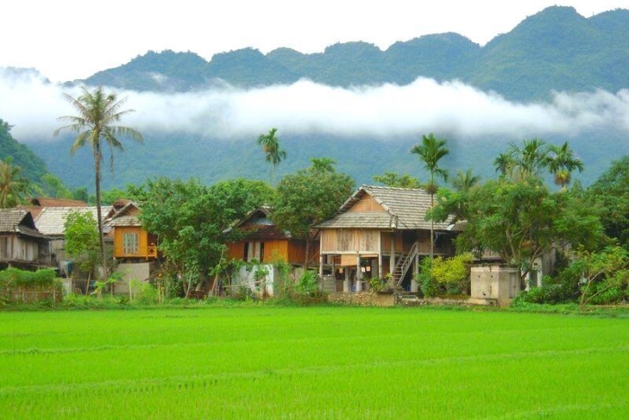 Lac village with peaceful beauty in North Vietnam